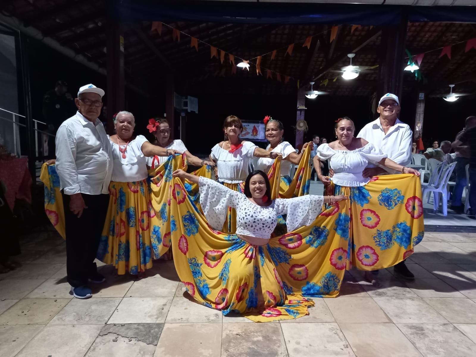 Apresentação do grupo de dança em Belém